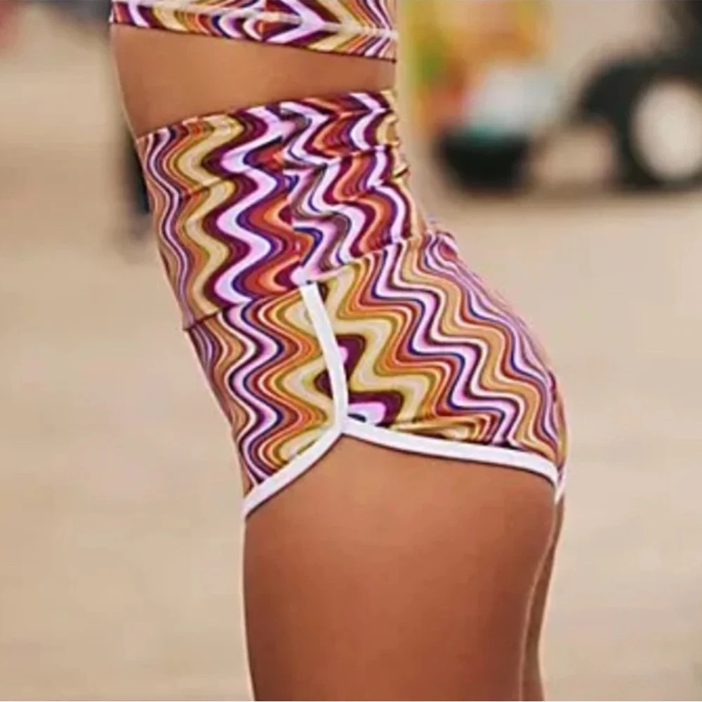 New! SALT GYPSY Free People bikini Bottoms in Soundwave print, size XS - Picture 3 of 12